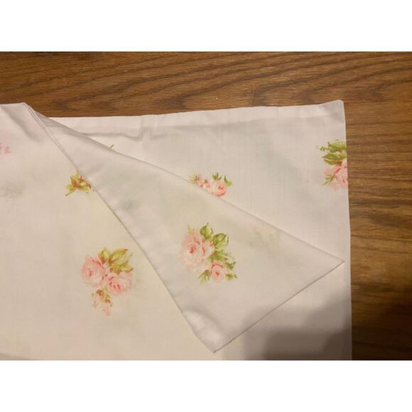 Vintage 2 pillowcases white pink modified lot - Picture 4 of 5